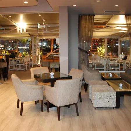Hotel Mano