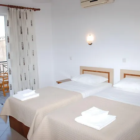 Hotel Mano Sarande