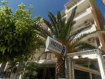 Mano Hotel Sarandë